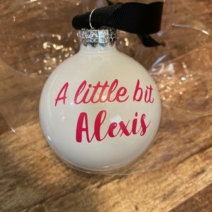 Super cute Schitt’s creek Christmas ornament